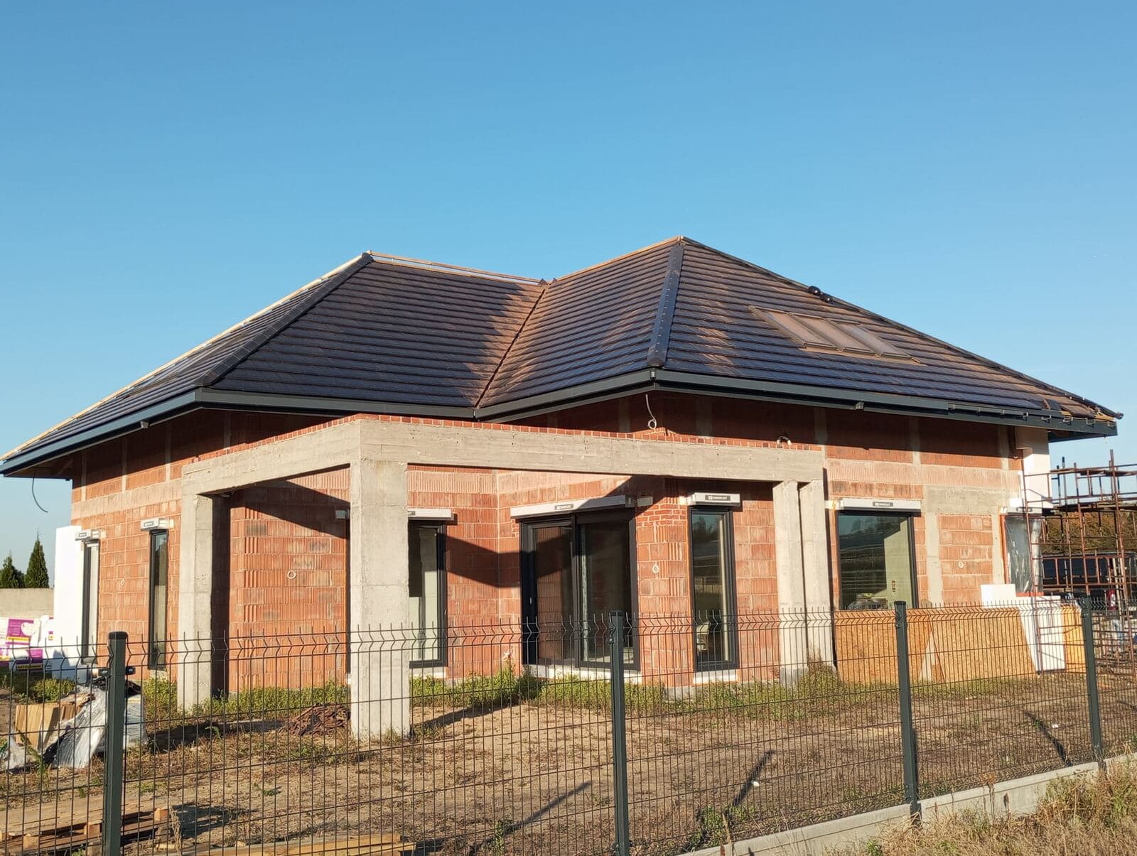 Dachówka ceramiczna — dach kopertowy